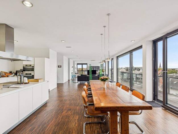 Penthouse zur Miete 3.800 € 5 Zimmer 328 m² frei ab sofort Bad Nauheim 61231