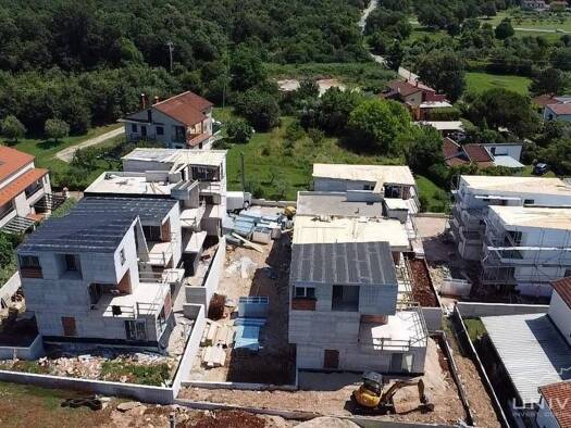 Wohnung zum Kauf - Erstbezug 310.000 € 5 Zimmer 72 m² 1. Geschoss Umag 52470