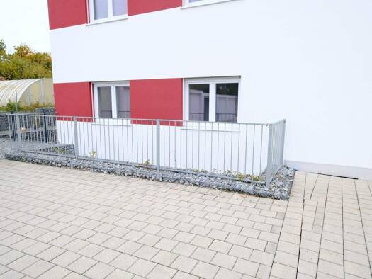 Studio zum Kauf 229.000 € 3 Zimmer 67 m² EG Deggendorf 94469