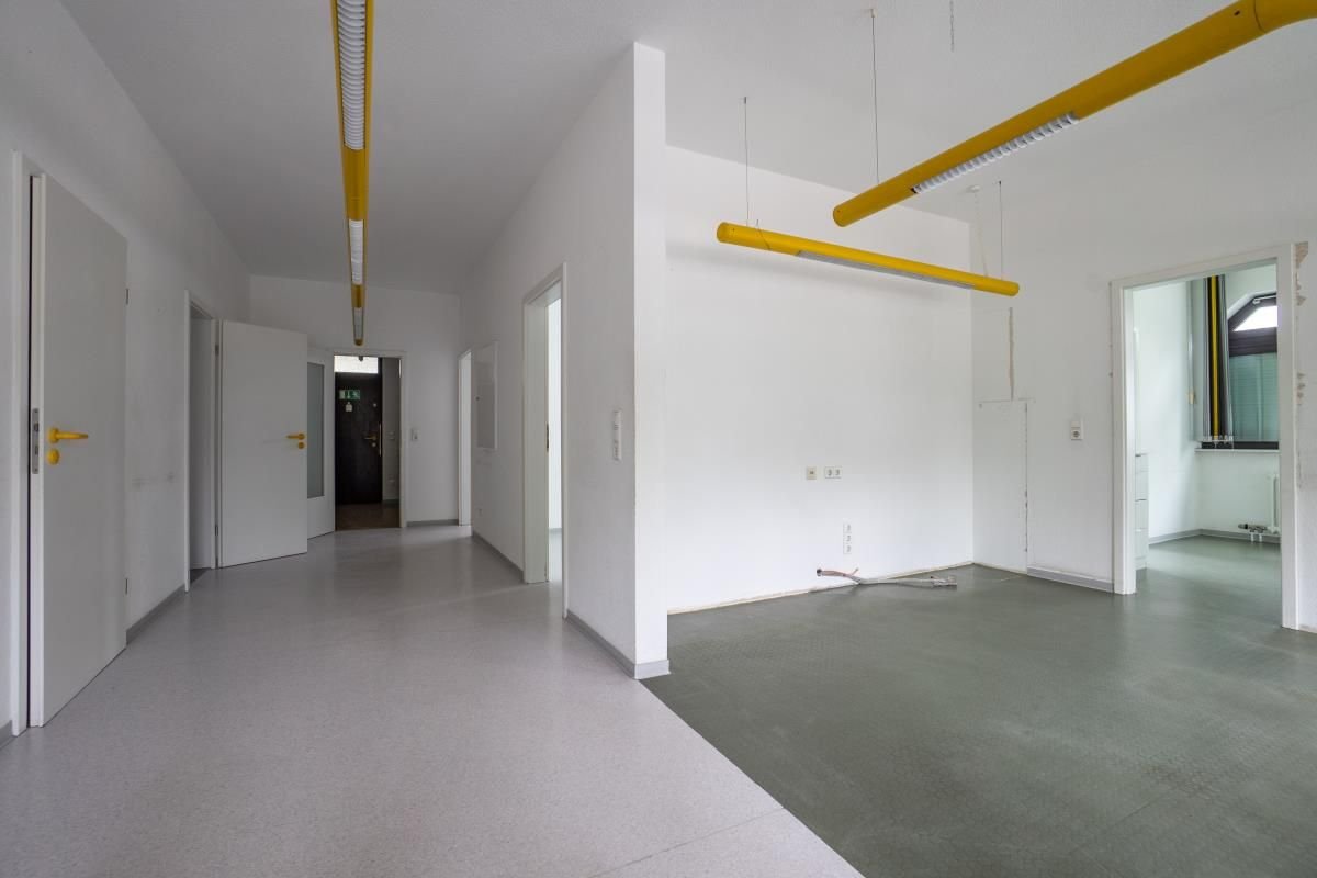 Praxis zum Kauf 169.000 € 3,5 Zimmer 96,7 m²<br/>Bürofläche ab 96,7 m²<br/>Teilbarkeit Frommern Balingen-Frommern 72336