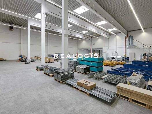 Halle/Industriefläche zur Miete provisionsfrei 7,50 € 1.878 m² Lagerfläche teilbar ab 1.143 m² Garstedt Norderstedt 22848