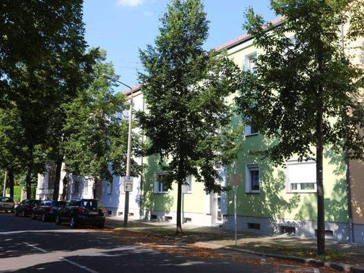 Wohnung zur Miete 595 € 3 Zimmer 84 m² 3. Geschoss Hans-Heinen-Straße 01 Innenstadt Dessau-Roßlau 06844