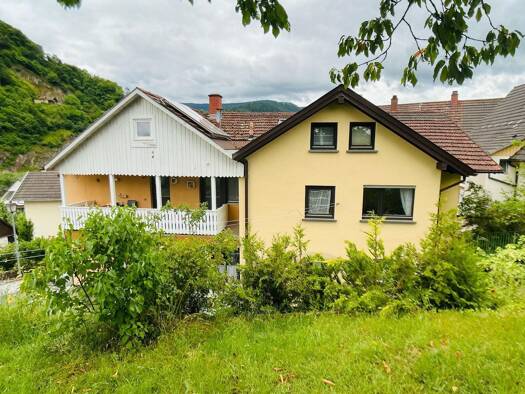 Mehrfamilienhaus zum Kauf 380.000 € 11 Zimmer 222,5 m² 710 m² Grundstück Weisenbach Weisenbach 76599