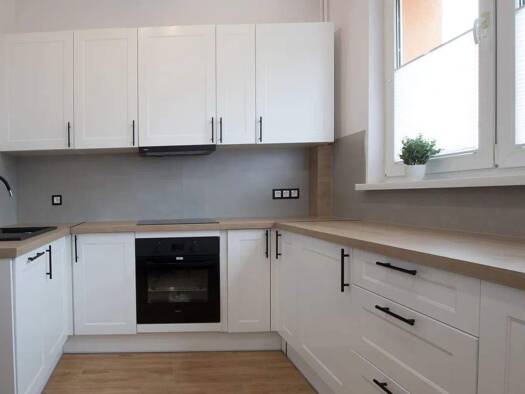 Wohnung zur Miete 470 € 1 Zimmer 42 m² Nürtinger Str. 22 Metzingen 72555