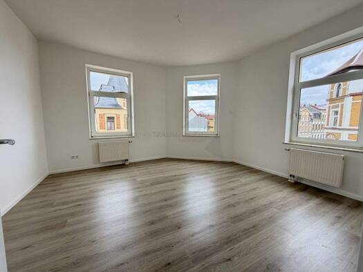 Wohnung zur Miete 225 € 2 Zimmer 42,4 m² 2. Geschoss An der Steilen Wand 45 Meerane 08393