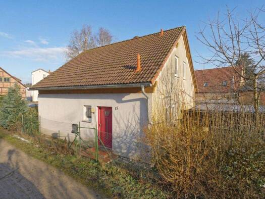 Einfamilienhaus zum Kauf 290.000 € 4 Zimmer 120 m² 670 m² Grundstück Nauen 14641