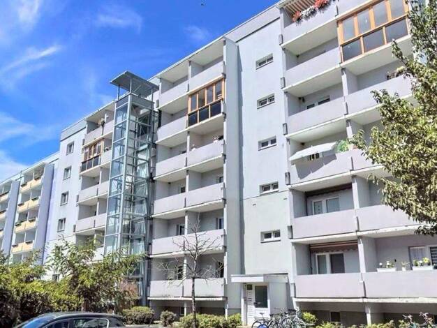 Wohnung zur Miete 310 € 3 Zimmer 60 m² 6 Geschosse frei ab sofort Am Zügel 16 Reitbahnviertel Neubrandenburg 17034