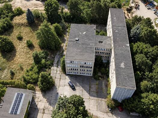 Haus zum Kauf 279.000 € 2.400 m² 9.719 m² Grundstück Aken Aken (Elbe) 06385
