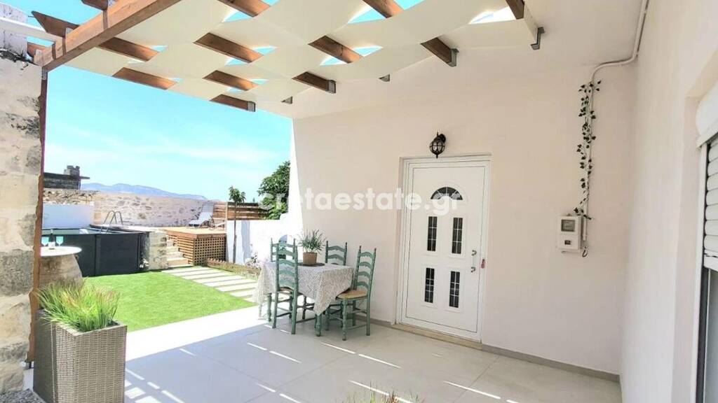 Haus zum Kauf 250.000 € 2 Zimmer 90 m² 220 m² Grundstück Kastelli 70012