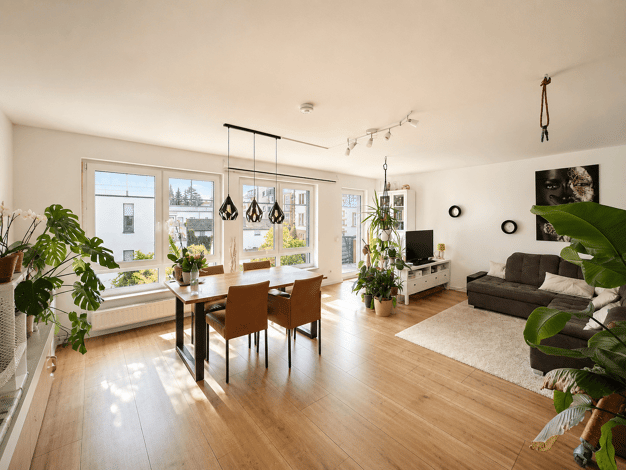 Wohnung zur Miete 910 € 3 Zimmer 102 m² 2. Geschoss frei ab 01.10.2026 Hanau Hanau 63450