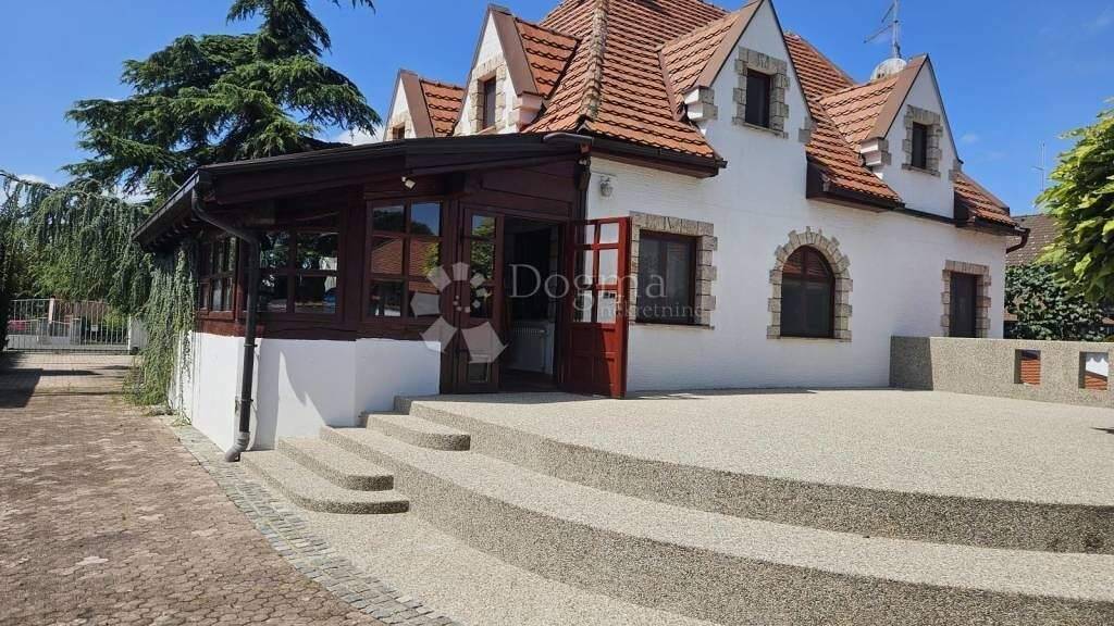 Haus zum Kauf 350.000 € 5 Zimmer 360 m² Nedelisce
