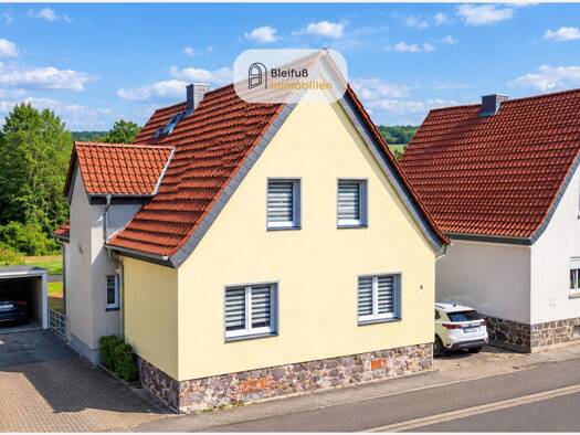 Einfamilienhaus zum Kauf 259.000 € 7 Zimmer 147 m² 366 m² Grundstück Flensungen Mücke 35325