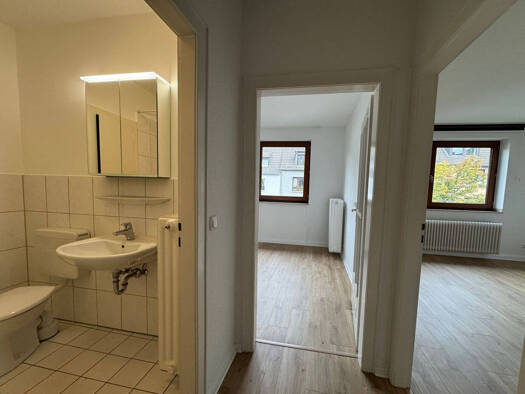 Wohnung zur Miete 450 € 1 Zimmer 35,2 m² Geschoss 4/5 frei ab sofort Pempelfort Düsseldorf 40477