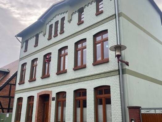 Mehrfamilienhaus zum Kauf 210.000 € 6 Zimmer 147 m² 253 m² Grundstück Parchim Parchim 19370