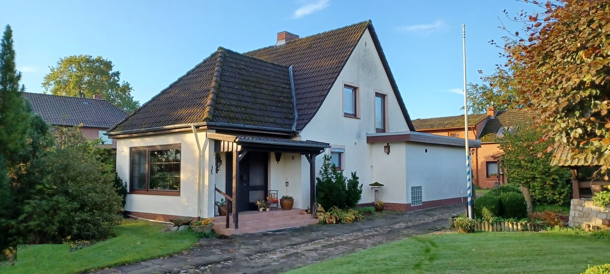 Einfamilienhaus zum Kauf 395.000 € 12 Zimmer 292 m²<br/>Wohnfläche 1.903 m²<br/>Grundstück 01.07.2025<br/>Verfügbarkeit Hohne 29362