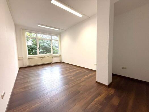 Bürofläche zur Miete 399 € 1 Zimmer 22 m² Bürofläche Seulberg Friedrichsdorf 61381
