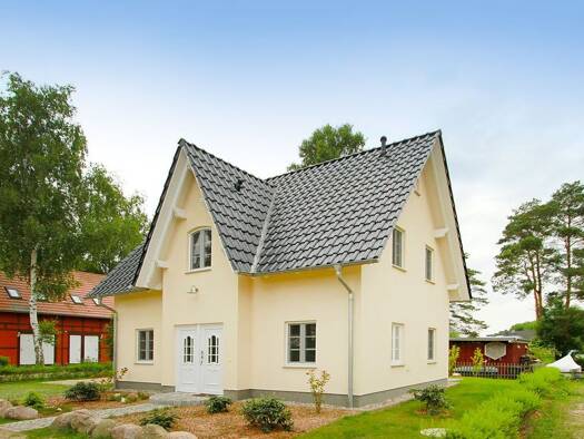 Einfamilienhaus zum Kauf 389.000 € 4 Zimmer 89,8 m² 368 m² Grundstück Untergöhren Göhren-Lebbin 17213