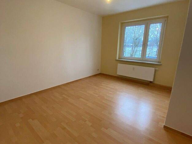 Wohnung zur Miete 310 € 2 Zimmer 58 m² 1. Geschoss frei ab sofort Bülaustr. 25 Marienthal Zwickau / Marienthal 08060
