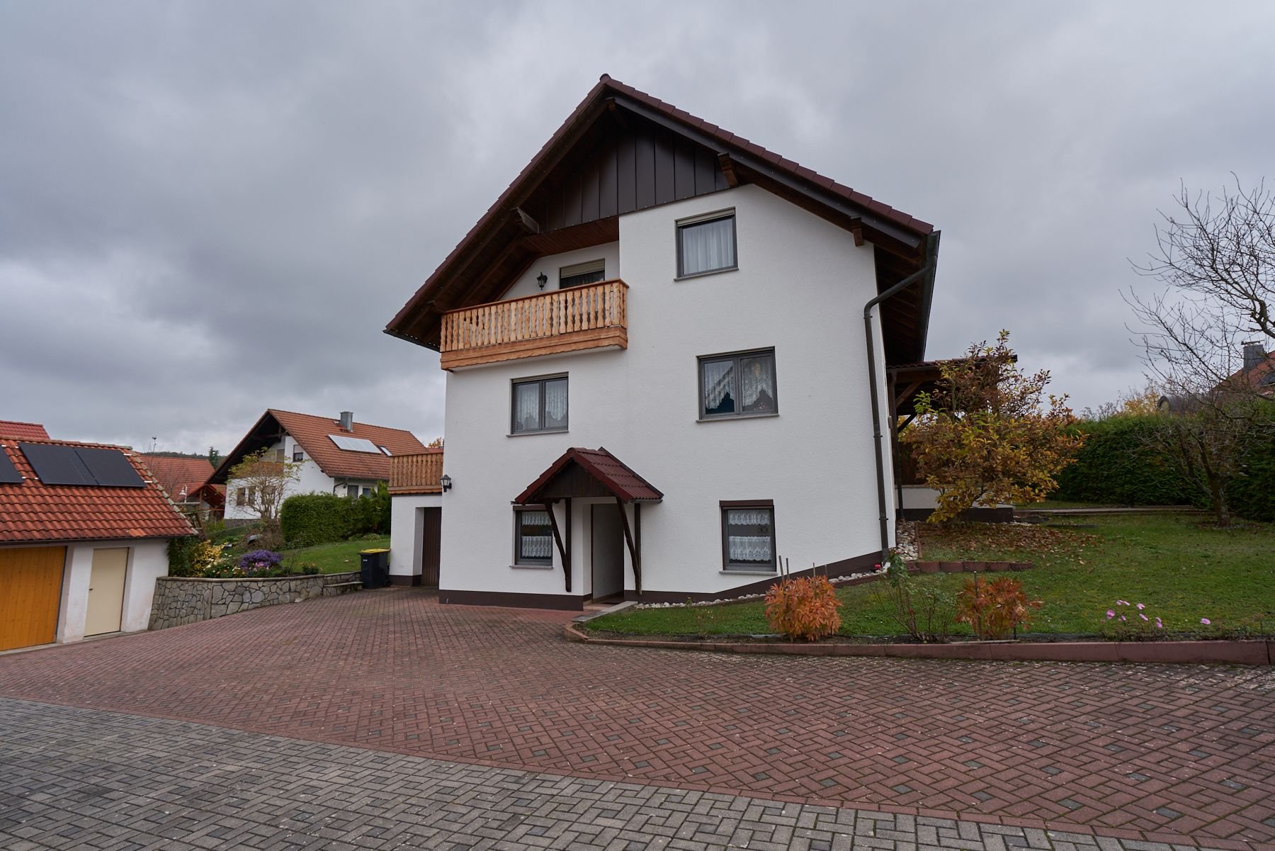 Einfamilienhaus zum Kauf provisionsfrei 265.000 € 5 Zimmer 142 m²<br/>Wohnfläche 600 m²<br/>Grundstück ab sofort<br/>Verfügbarkeit Heldburg Bad Colberg-Heldburg 98663