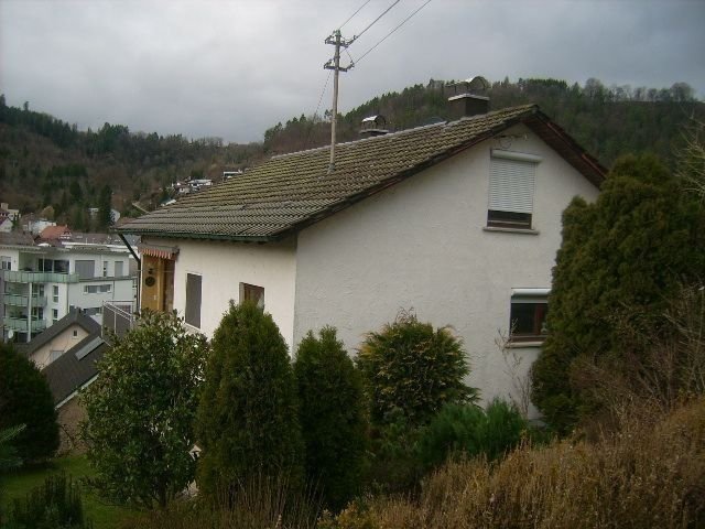 Einfamilienhaus zum Kauf als Kapitalanlage geeignet 259.000 € 6 Zimmer 125 m²<br/>Wohnfläche 929 m²<br/>Grundstück Oberndorf Oberndorf am Neckar 78727