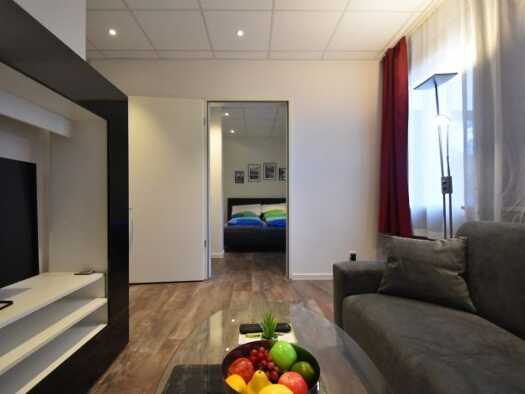Wohnung zur Miete 1.495 € 2 Zimmer 43 m² Niederrad Süd 60528