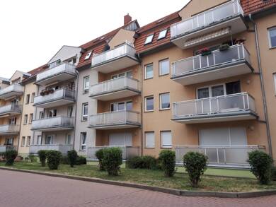 Wohnung zum Kauf 118.000 € 4 Zimmer 98 m² 2. Geschoss Aschersleben Aschersleben 06449