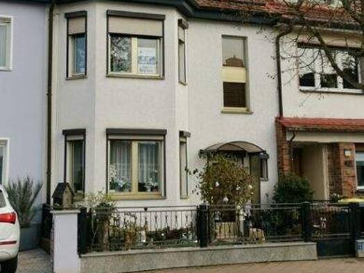 Reihenmittelhaus zum Kauf 149.000 € 6 Zimmer 180 m² 229 m² Grundstück Nordhausen 99734