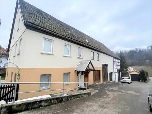 Haus zum Kauf 399.000 € 8 Zimmer 202 m² 327 m² Grundstück frei ab sofort Untergröningen Abtsgmünd 73453