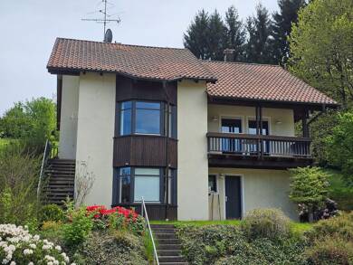 Haus zum Kauf provisionsfrei 395.000 € 8 Zimmer 200 m² 643 m² Grundstück Warmensteinach Warmensteinach 95485