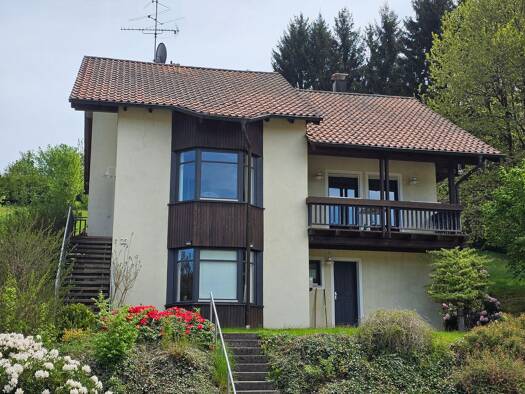 Haus zum Kauf provisionsfrei 395.000 € 8 Zimmer 200 m² 643 m² Grundstück Warmensteinach 95485