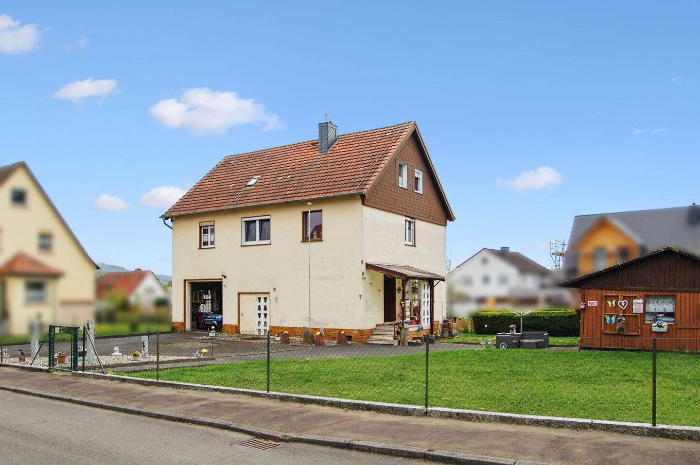 ***Charmantes Einfamilienhaus mit viel Platz und Potenzial***
