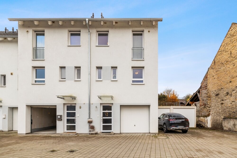 Reihenendhaus zum Kauf 635.000 € 5 Zimmer 140,4 m²<br/>Wohnfläche 239 m²<br/>Grundstück Jöhlingen Walzbachtal / Jöhlingen 75045