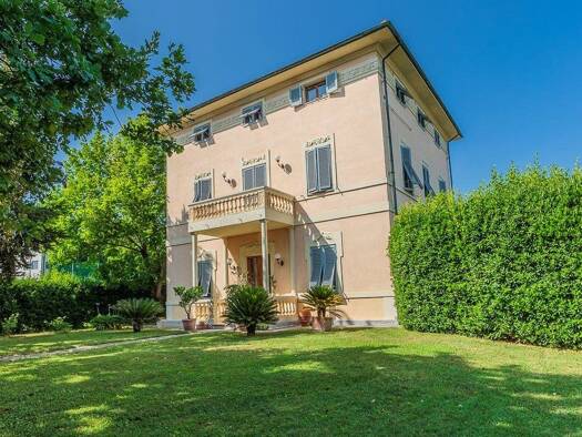Haus zum Kauf 850.000 € 390 m² Porcari 55016