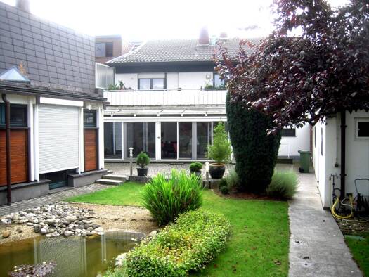 Mehrfamilienhaus zum Kauf 390.000 € 8 Zimmer 237 m² 697 m² Grundstück Gürzenich Düren 52355