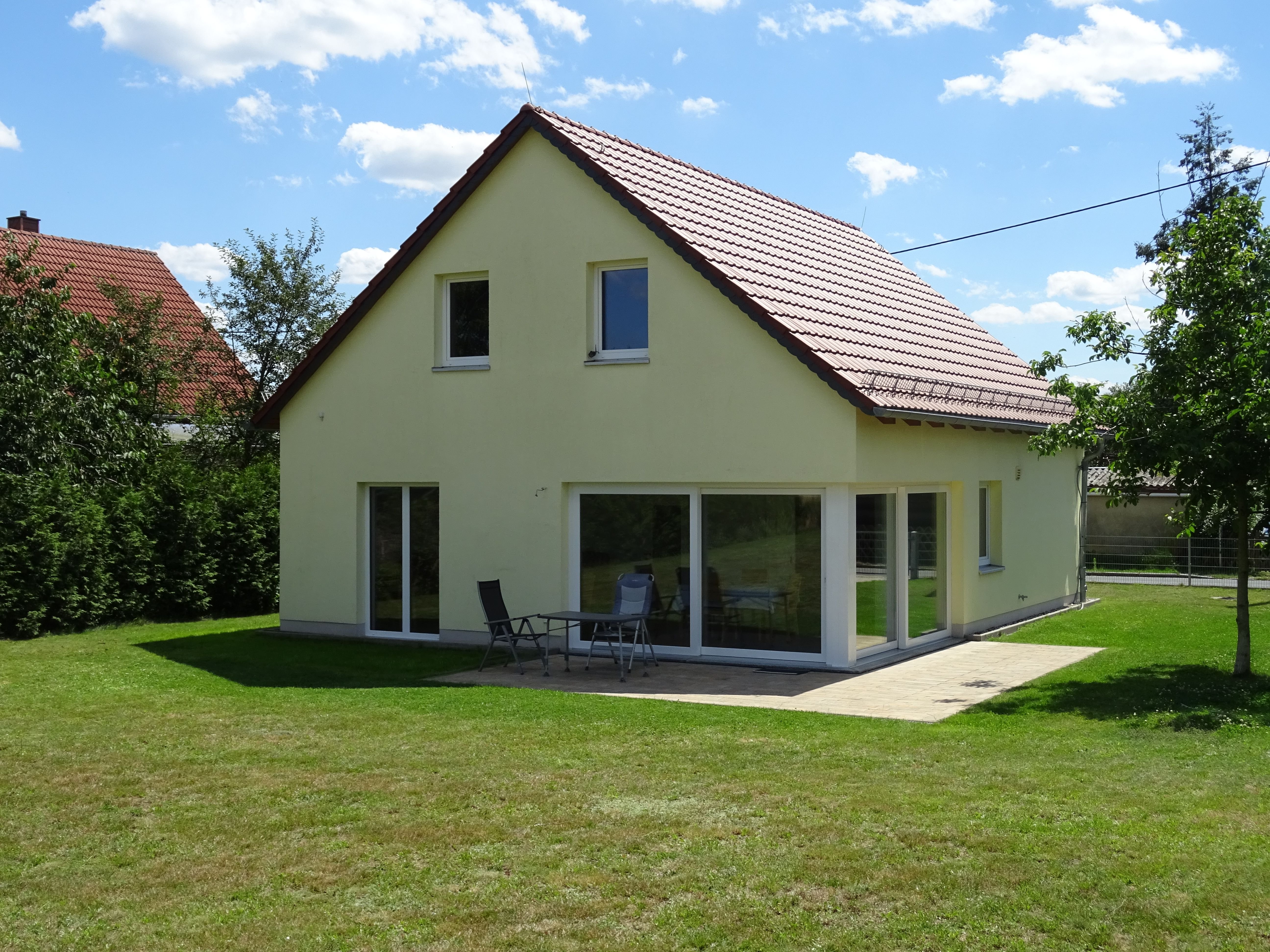 Haus zum Kauf 390.000 € 2 Zimmer 145 m²<br/>Wohnfläche 1.000 m²<br/>Grundstück ab sofort<br/>Verfügbarkeit Liega Schönfeld 01561