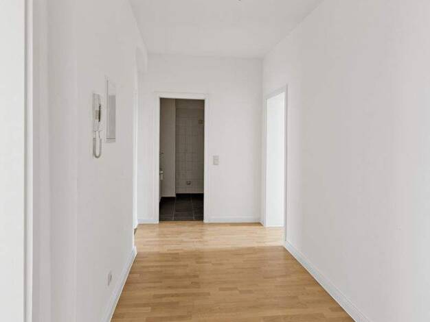 Wohnung zur Miete 555 € 3 Zimmer 69 m² 1. Geschoss Büschdorfer Straße 8 Freiimfelde Halle 06112