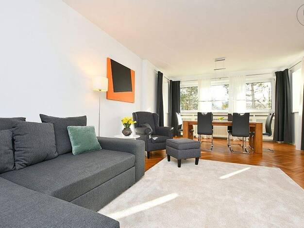 Wohnung zur Miete Wohnen auf Zeit 2.550 € 3 Zimmer 110 m² frei ab 15.12.2025 Bad Cannstatt Stuttgart 70374