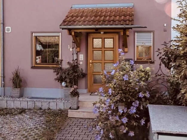 Reihenmittelhaus zum Kauf provisionsfrei 699.000 € 5 Zimmer 160 m² 175 m² Grundstück Hofsingelding Wörth 85457