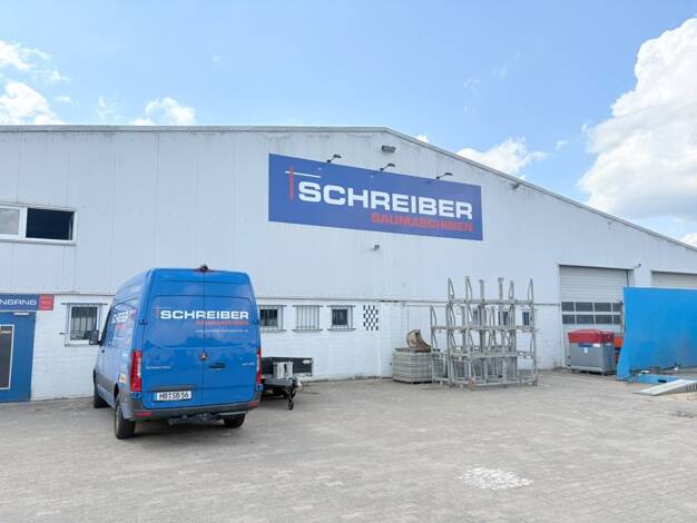 Lagerhalle zur Miete 3,06 € 1.390 m² Lagerfläche Goseburg-Zeltberg Lüneburg 21339