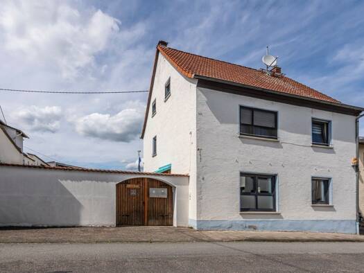 Einfamilienhaus zum Kauf 599.000 € 7 Zimmer 182 m² 651 m² Grundstück Wallau Hofheim am Taunus 65719
