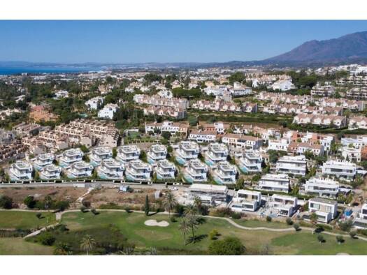 Acker-/Waldstück zum Kauf 8.000.000 € Estepona 29688