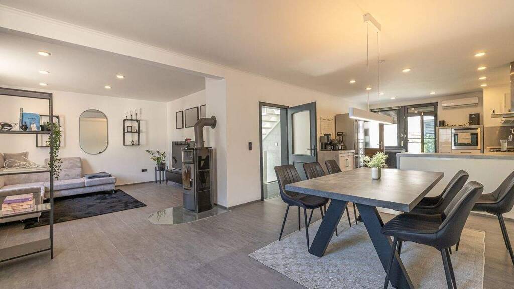 Einfamilienhaus zum Kauf 430.000 € 3,5 Zimmer 128 m² 282 m² Grundstück Spöck Stutensee / Spöck 76297