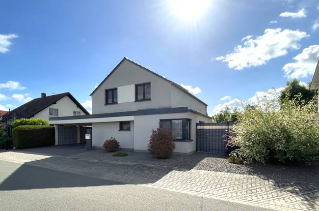 Einfamilienhaus zum Kauf 399.000 € 4 Zimmer 131,6 m² 645 m² Grundstück Heinrich-Heine-Ring 14 Roitzsch Sandersdorf-Brehna/ Roitzsch 06809