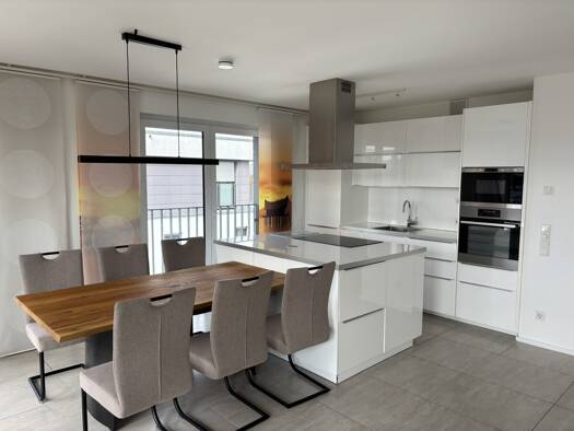 Penthouse zur Miete 1.500 € 3 Zimmer 95 m² 4. Geschoss frei ab 01.05.2026 Altstadt Erfurt 99084