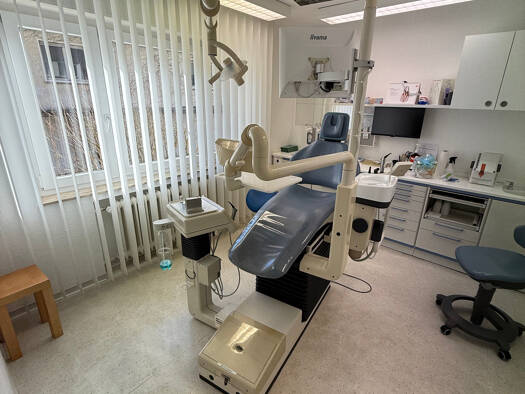 Praxis zum Kauf 229.000 € 6 Zimmer 73 m² Bürofläche Rohracker Stuttgart 70329