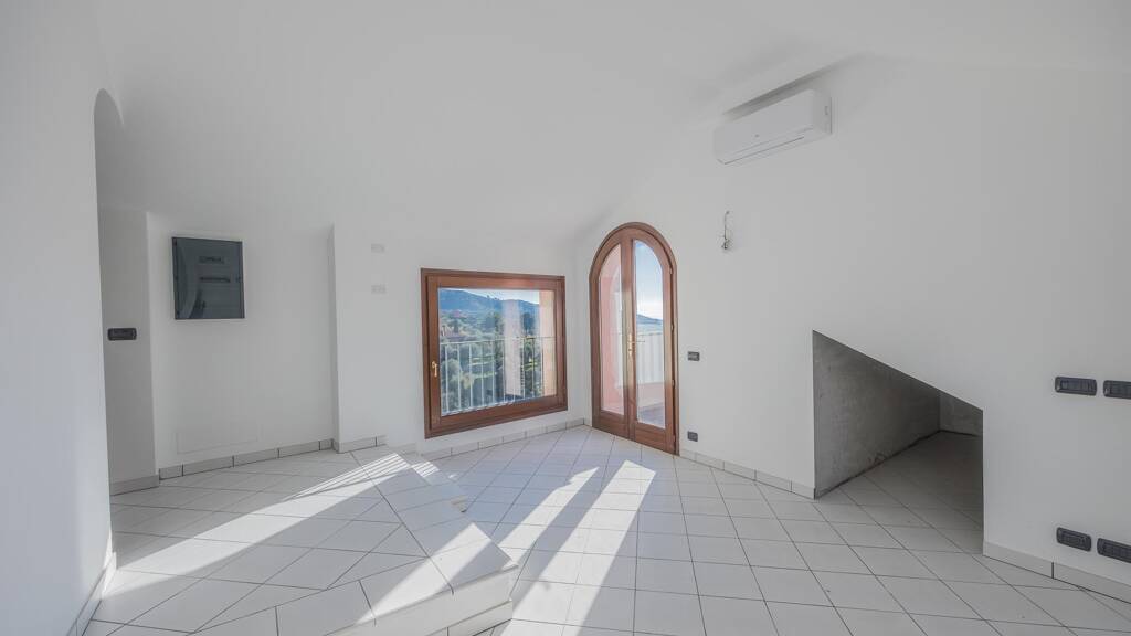 Haus zum Kauf 265.000 € 2 Zimmer 77 m² frei ab sofort Savona