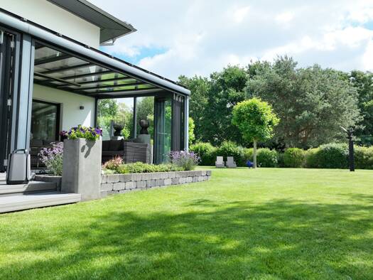 Einfamilienhaus zum Kauf provisionsfrei 1.550.000 € 12 Zimmer 333,4 m² 2.519 m² Grundstück frei ab sofort Biberweg 15 Oranienburg Oranienburg 16515