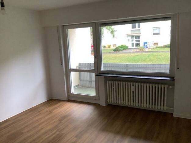 Wohnung zur Miete 739 € 3 Zimmer 77,8 m² 1. Geschoss frei ab 31.08.2026 Karolingerstraße 4 Süd Koblenz 56068