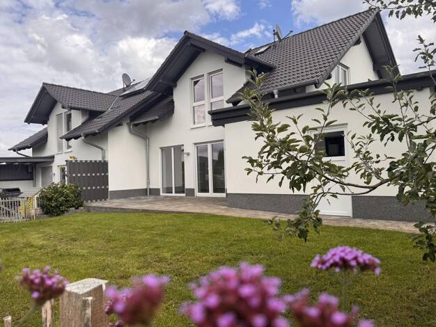 Doppelhaushälfte zum Kauf provisionsfrei 500.000 € 4 Zimmer 120 m² 425 m² Grundstück Ehlen Habichtswald 34317