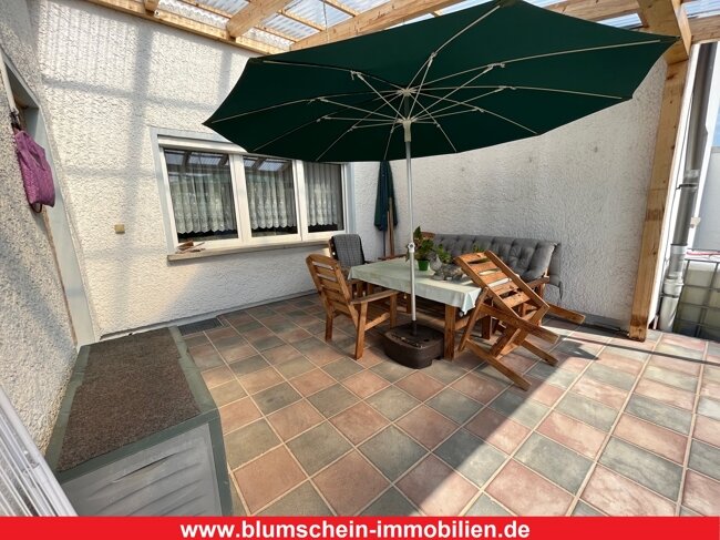 Reihenmittelhaus zum Kauf 179.000 € 5 Zimmer 110 m²<br/>Wohnfläche 852 m²<br/>Grundstück Bad Langensalza Bad Langensalza 99947